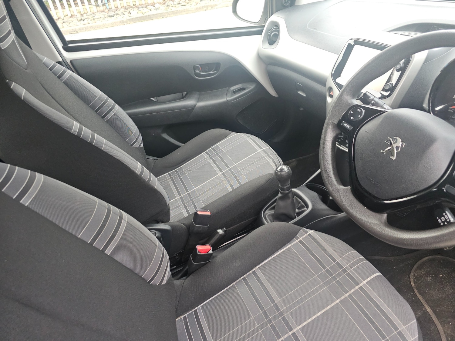 Used Peugeot 108 2018 for sale - 77802630: Photo 8