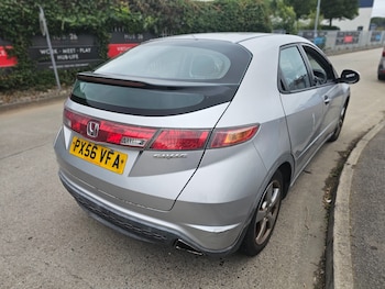 Used Honda Civic 2006 for sale - 75505792: Photo