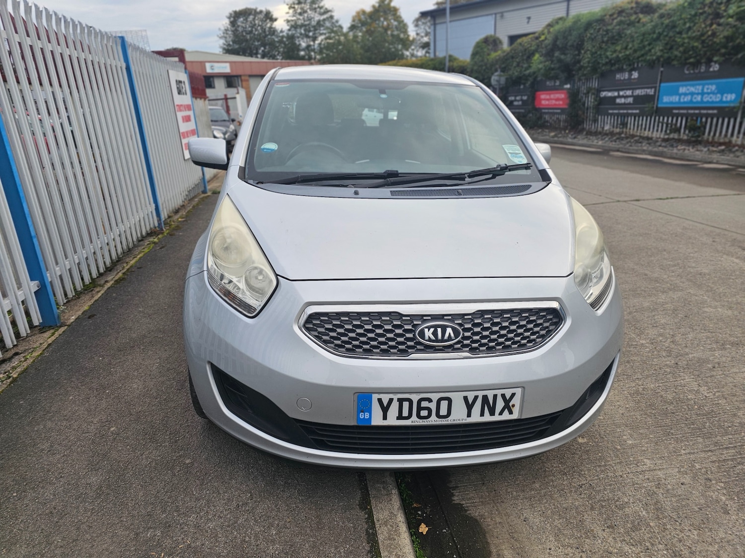 Used Kia Venga 2010 for sale - 76058328: Photo 2