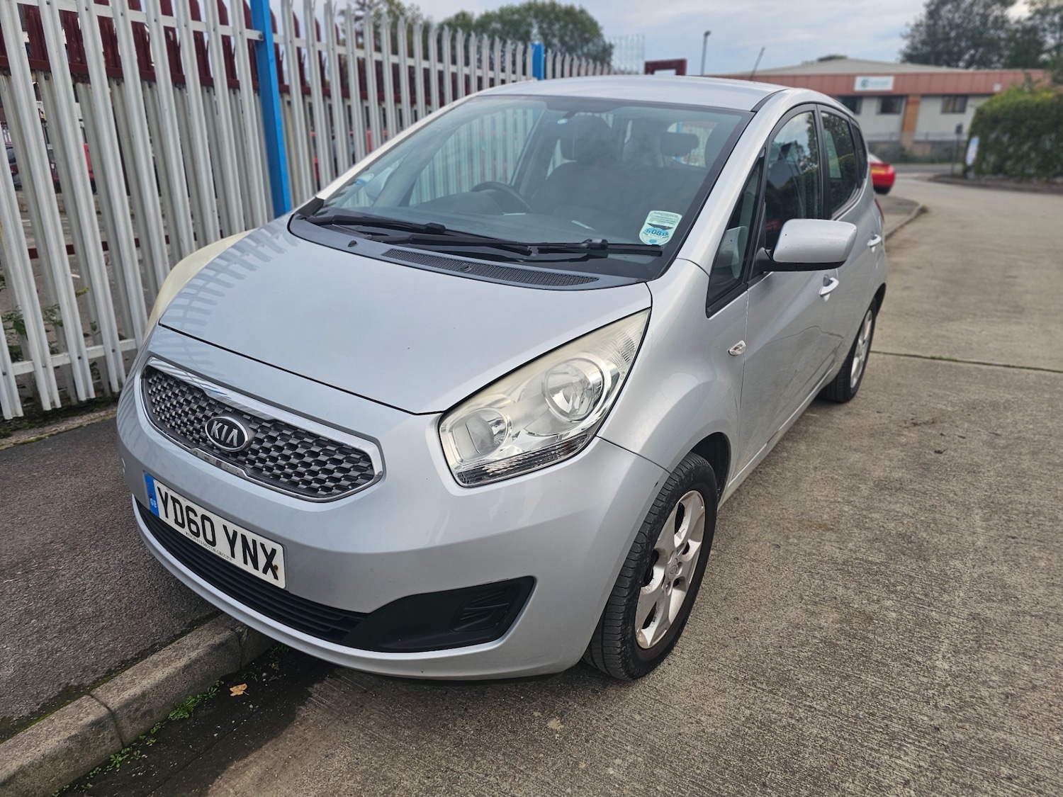 Used Kia Venga 2010 for sale - 76058328: Photo 3