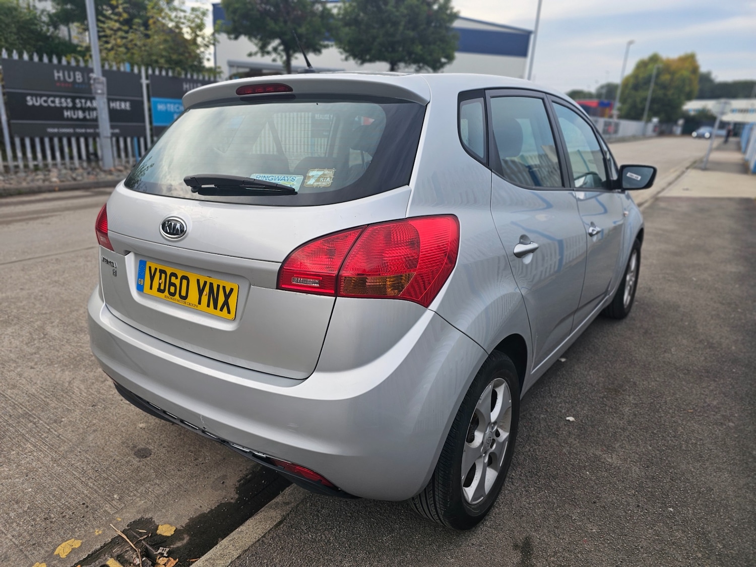 Used Kia Venga 2010 for sale - 76058328: Photo 4