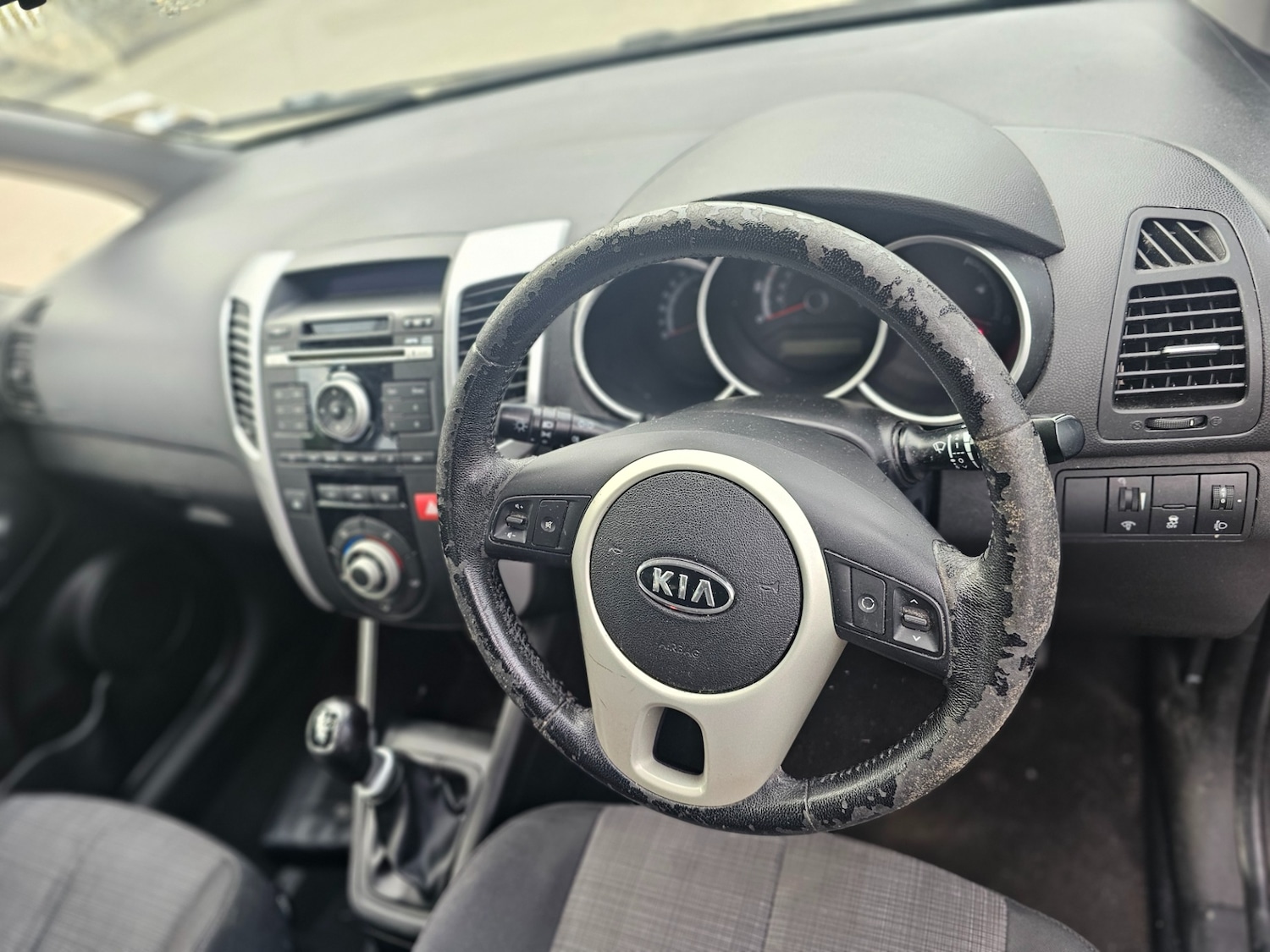 Used Kia Venga 2010 for sale - 76058328: Photo 8