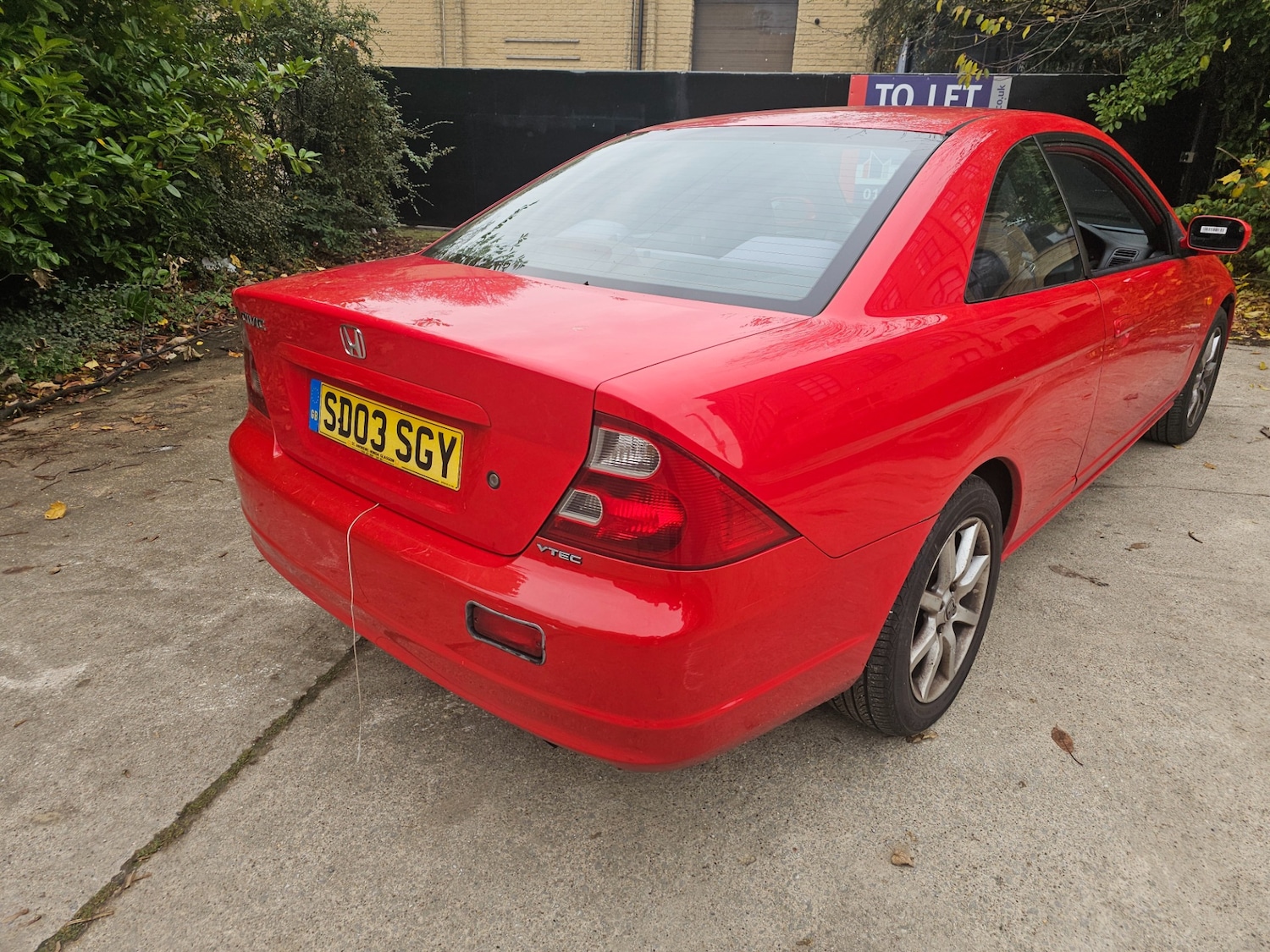 Used Honda Civic 2003 for sale - 76408331: Photo 4