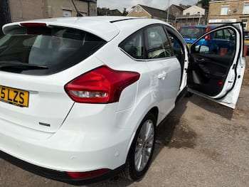 Used Ford Focus 2015 for sale - 79638931: Photo