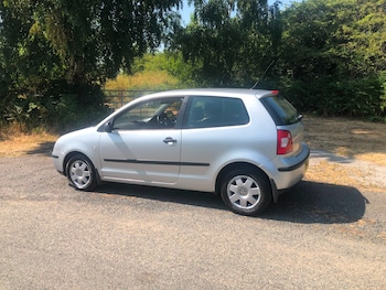 Used Volkswagen Polo 2005 for sale - 79223109: Photo