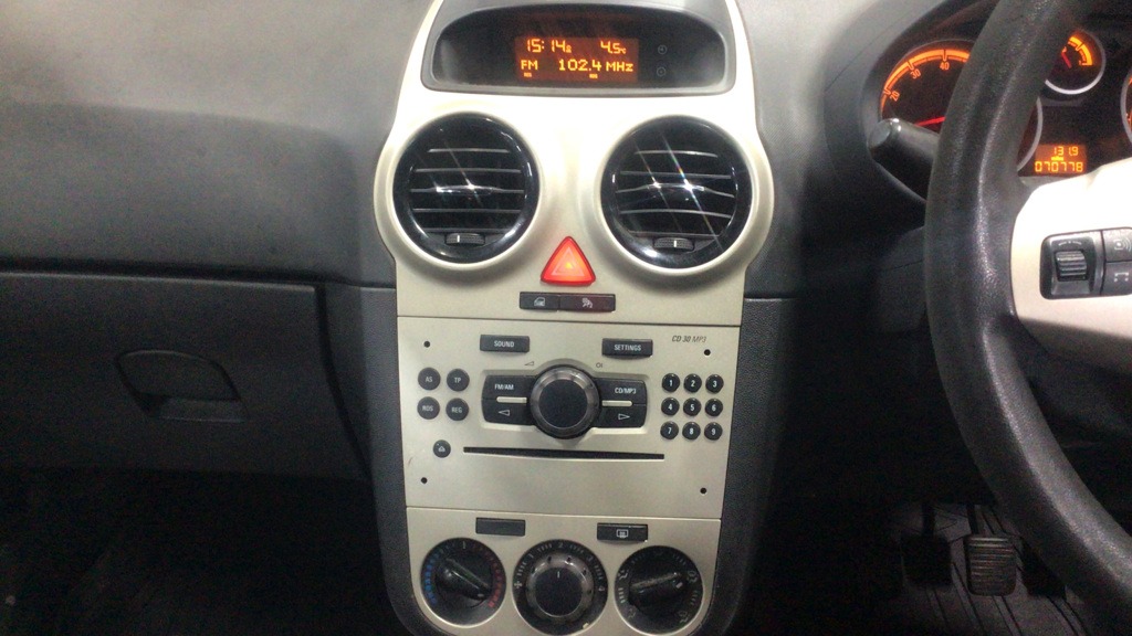 Used Vauxhall Corsa 2008 for sale - 77173287: Photo 11