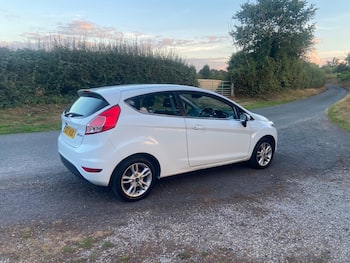 Used Ford Fiesta 2017 for sale - 79625836: Photo