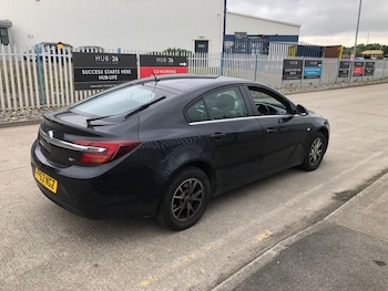 Used Vauxhall Insignia 2013 for sale - 75672564: Photo