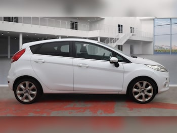 Used Ford Fiesta 2010 for sale - 75899739: Photo