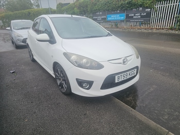 Used Mazda Mazda2 2010 for sale - 75767431: Photo