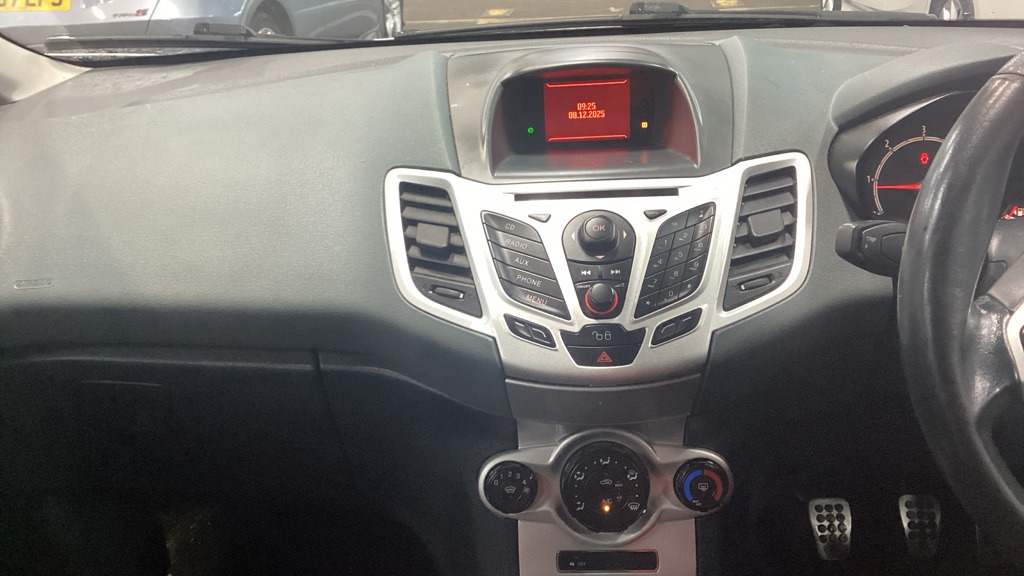 Used Ford Fiesta 2011 for sale - 77020626: Photo 11