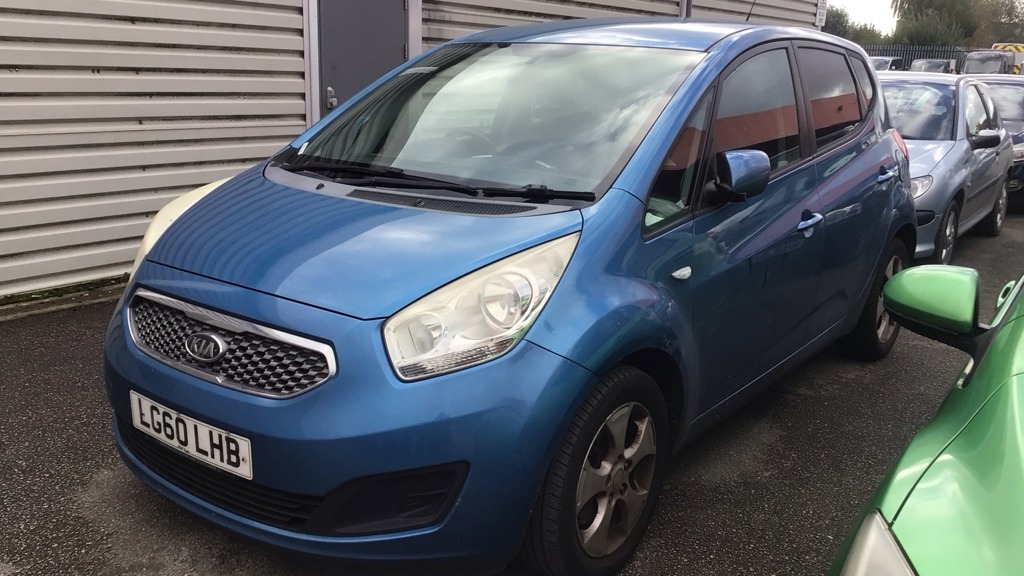 Used Kia Venga 2010 for sale - 76527585: Photo 2
