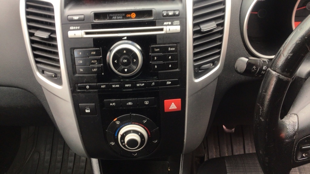 Used Kia Venga 2010 for sale - 76527585: Photo 9