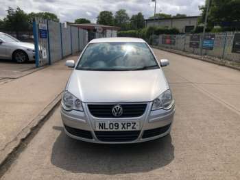 Used Volkswagen Polo 2009 for sale - 74757813: Photo