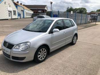 Used Volkswagen Polo 2009 for sale - 74757813: Photo