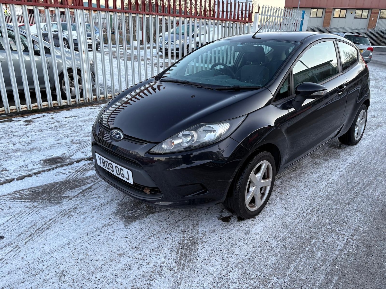 Used Ford Fiesta 2009 for sale - 77100186: Photo 2