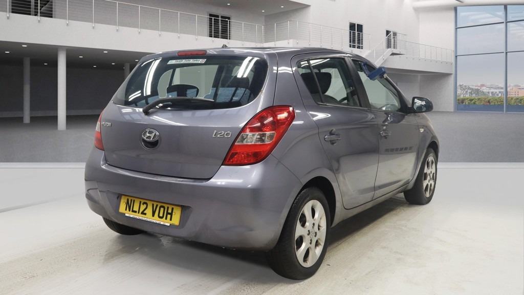 Used Hyundai i20 2012 for sale - 76514375: Photo 4