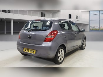 Used Hyundai i20 2012 for sale - 76514375: Photo
