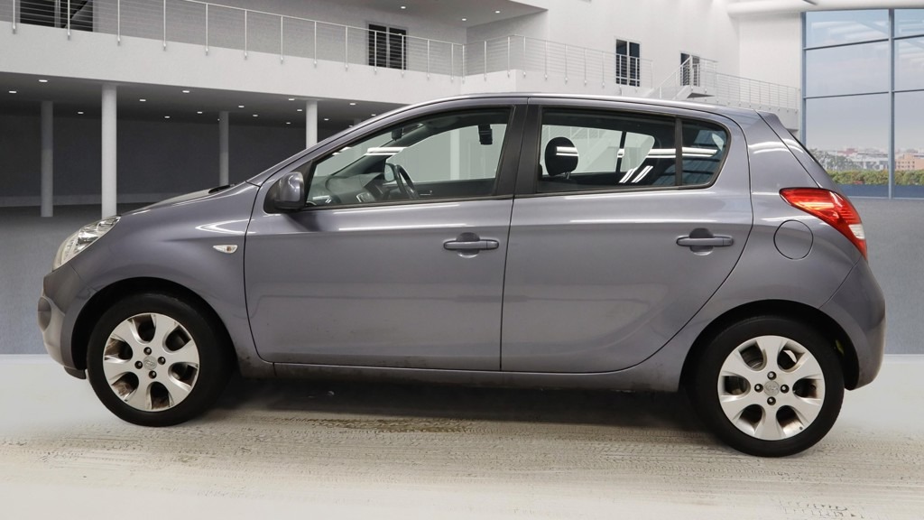 Used Hyundai i20 2012 for sale - 76514375: Photo 6