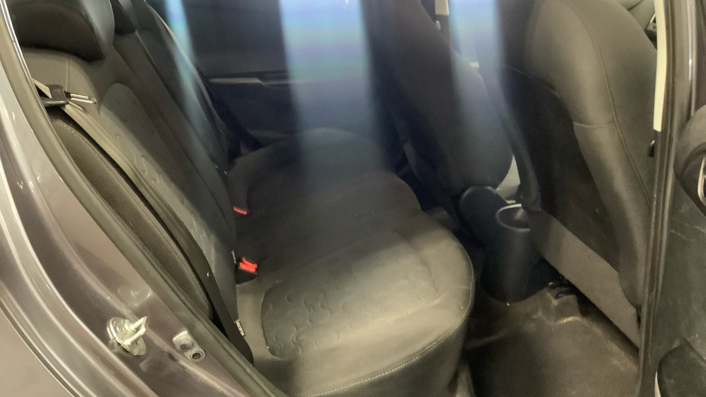 Used Hyundai i20 2012 for sale - 76514375: Photo 9