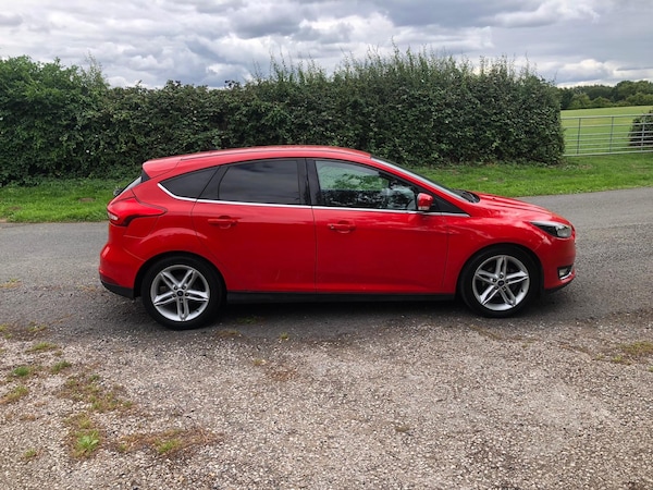 Used Ford Focus 2015 for sale - 75332223: Photo 4