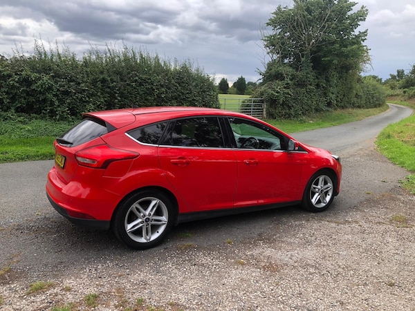 Used Ford Focus 2015 for sale - 75332223: Photo 5