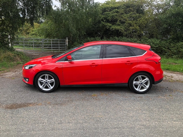 Used Ford Focus 2015 for sale - 75332223: Photo 9