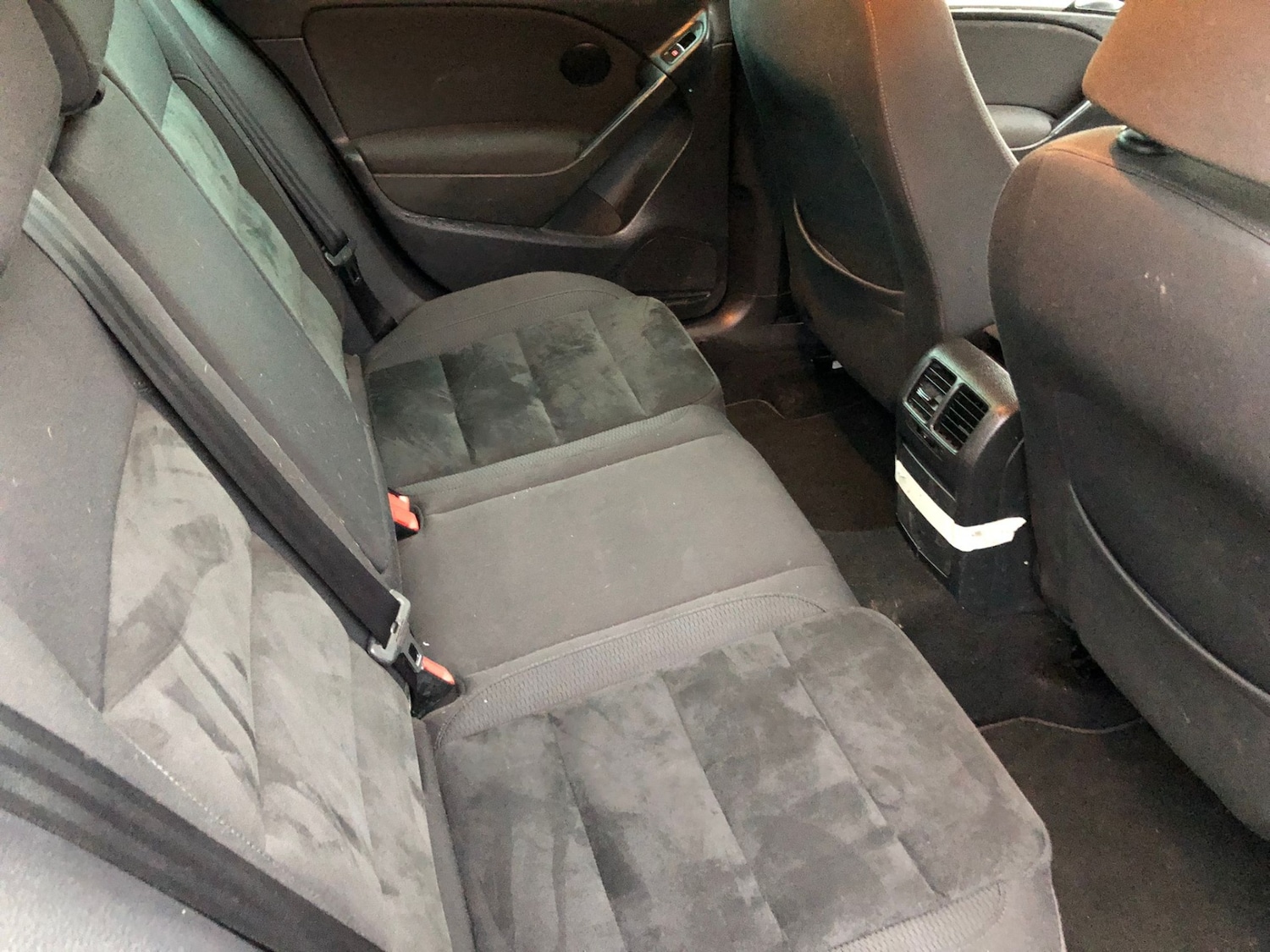 Used Volkswagen Golf 2010 for sale - 77179529: Photo 16