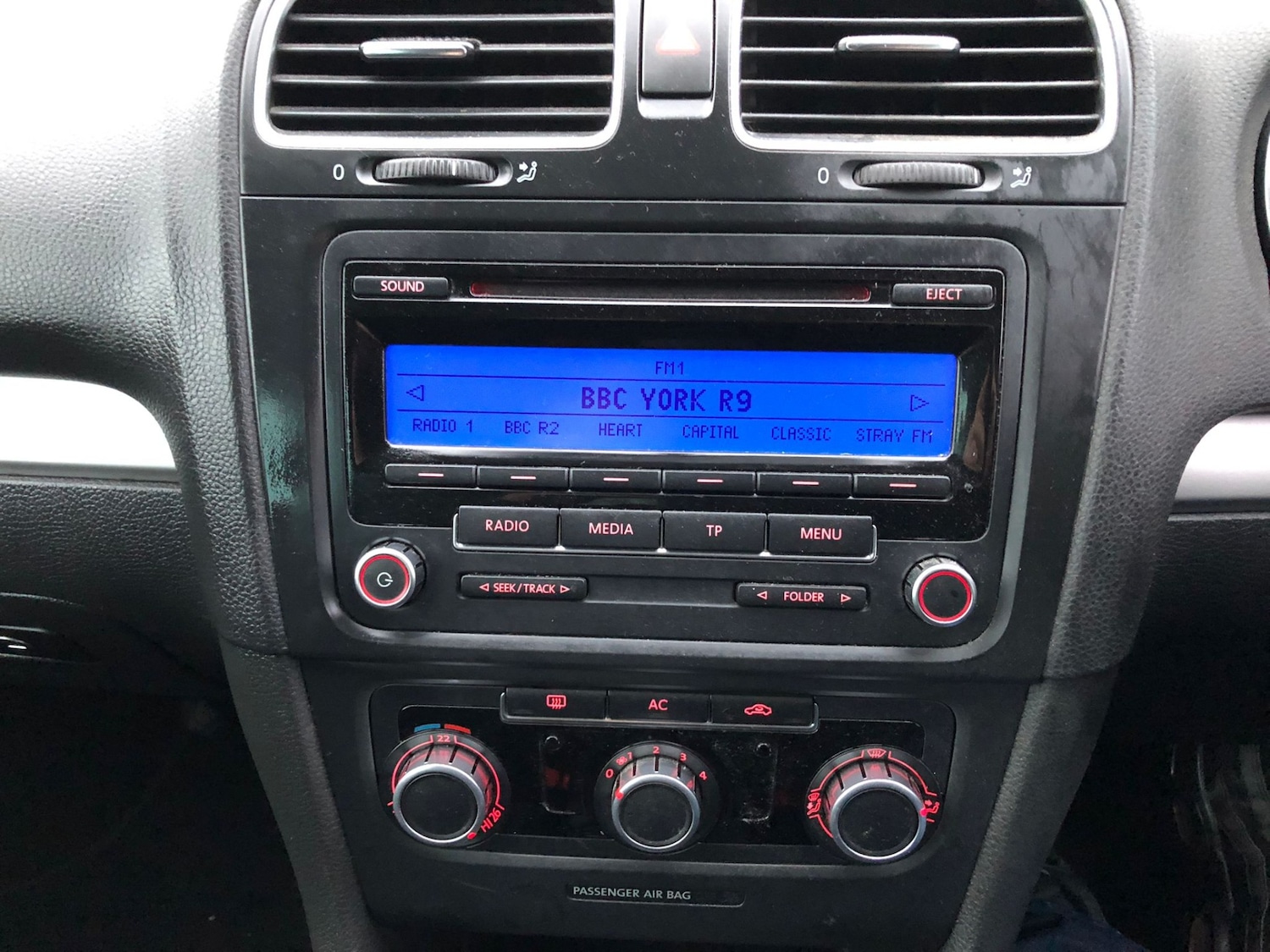 Used Volkswagen Golf 2010 for sale - 77179529: Photo 17