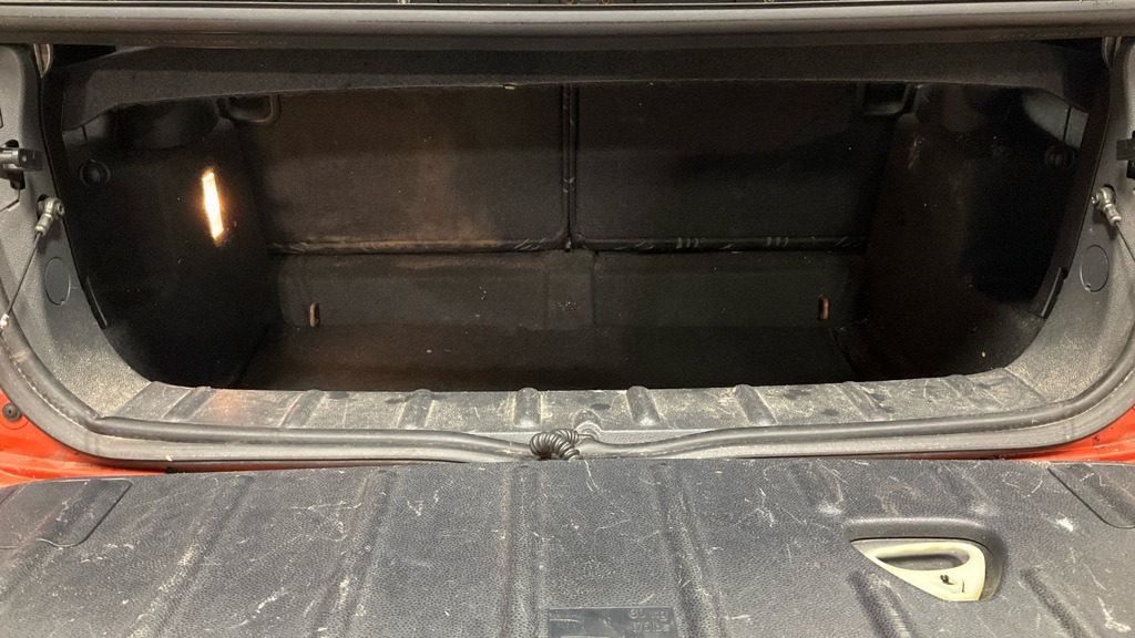 Used MINI Convertible 2005 for sale - 77277693: Photo 10