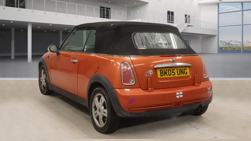 Used MINI Convertible 2005 for sale - 77277693: Photo 5