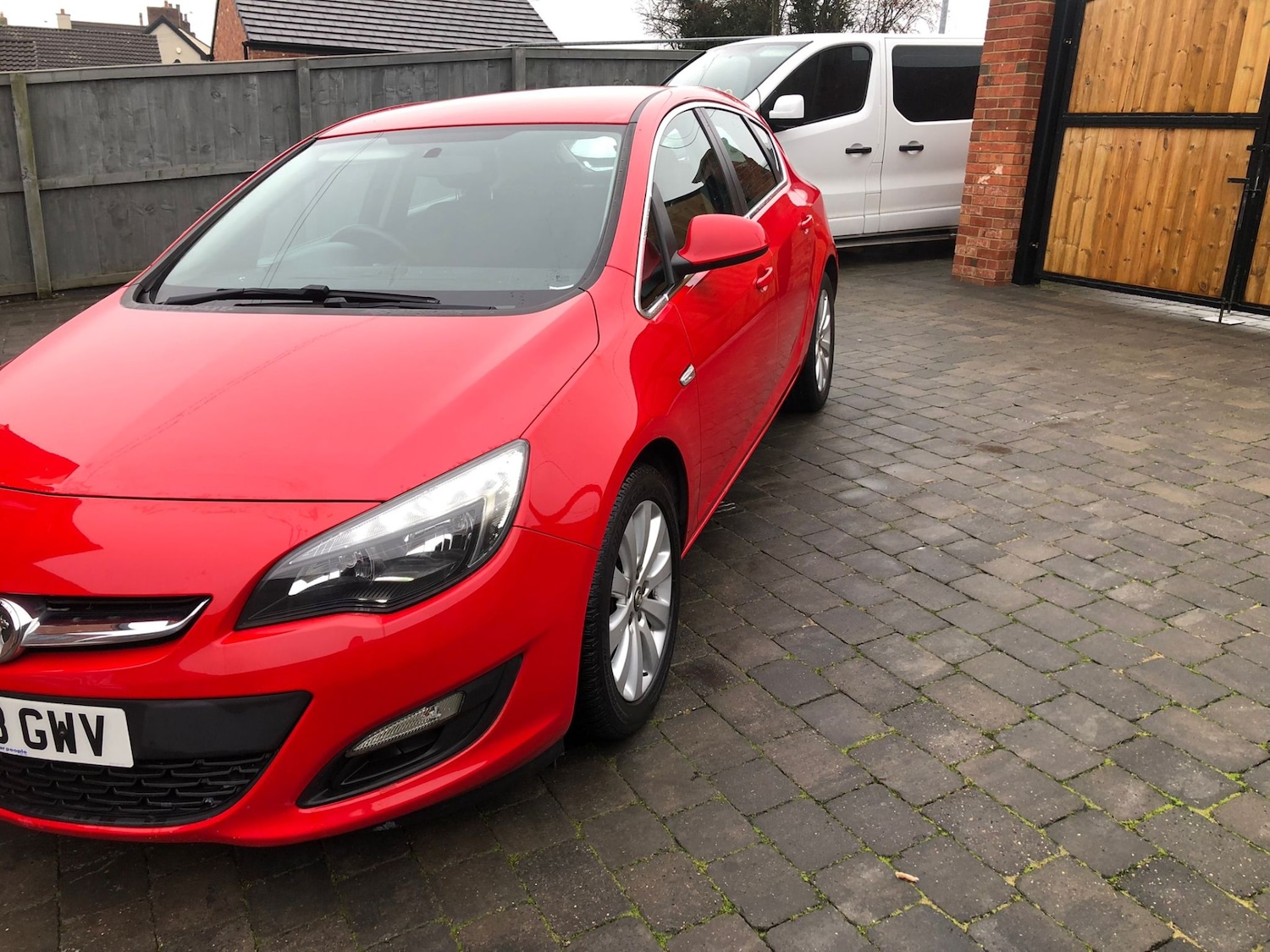 Used Vauxhall Astra 2014 for sale - 77233991: Photo 3