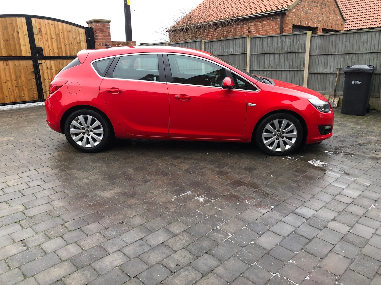 Used Vauxhall Astra 2014 for sale - 77233991: Photo 4