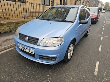 Used Fiat Punto 2004 for sale - 76494123: Photo