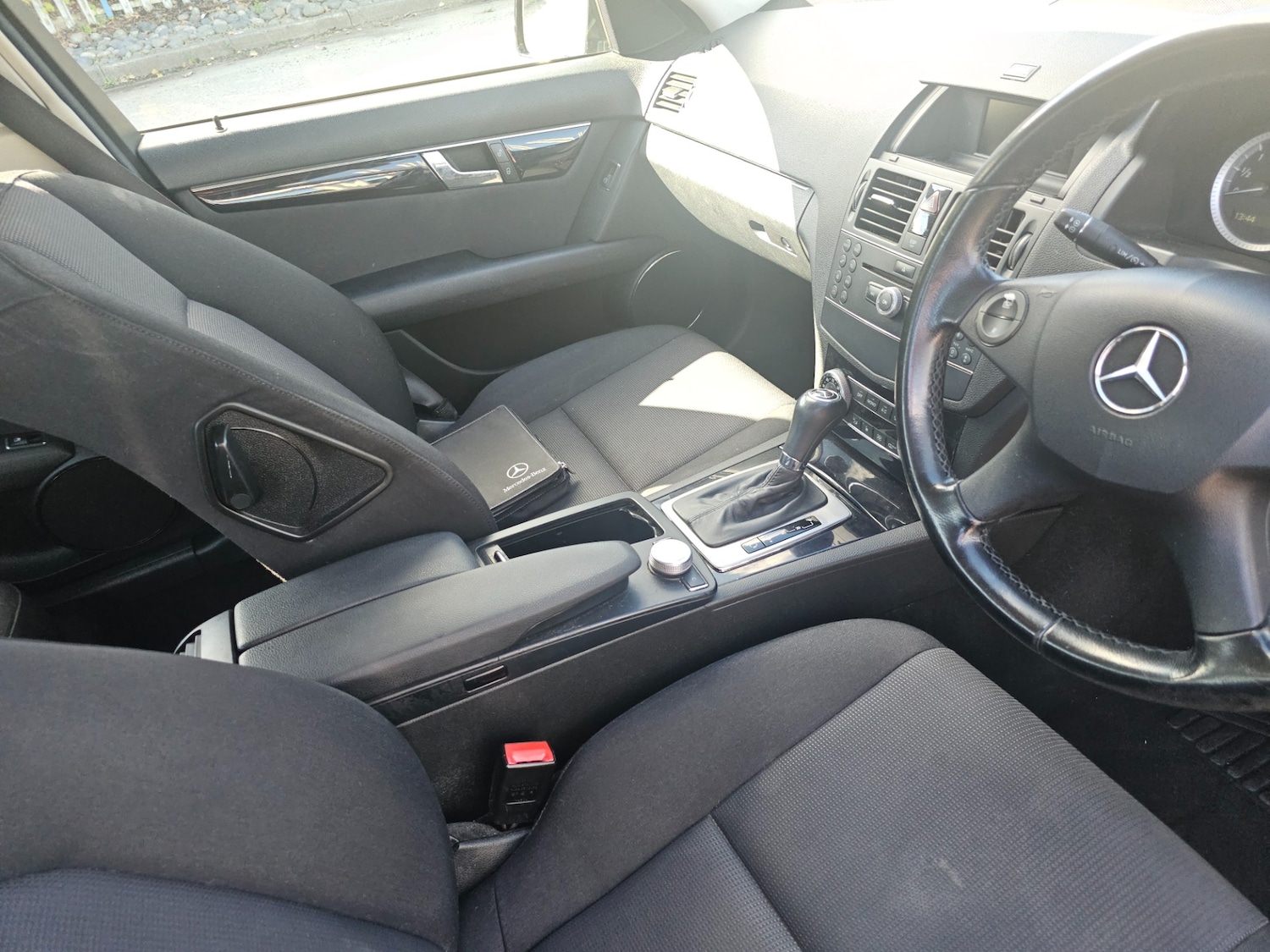 Used Mercedes-Benz C-Class 2009 for sale - 76025127: Photo 10