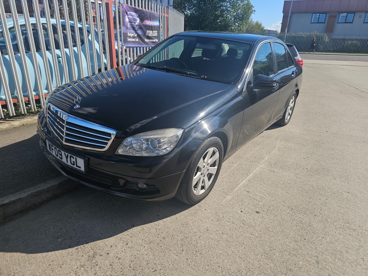 Used Mercedes-Benz C-Class 2009 for sale - 76025127: Photo 3