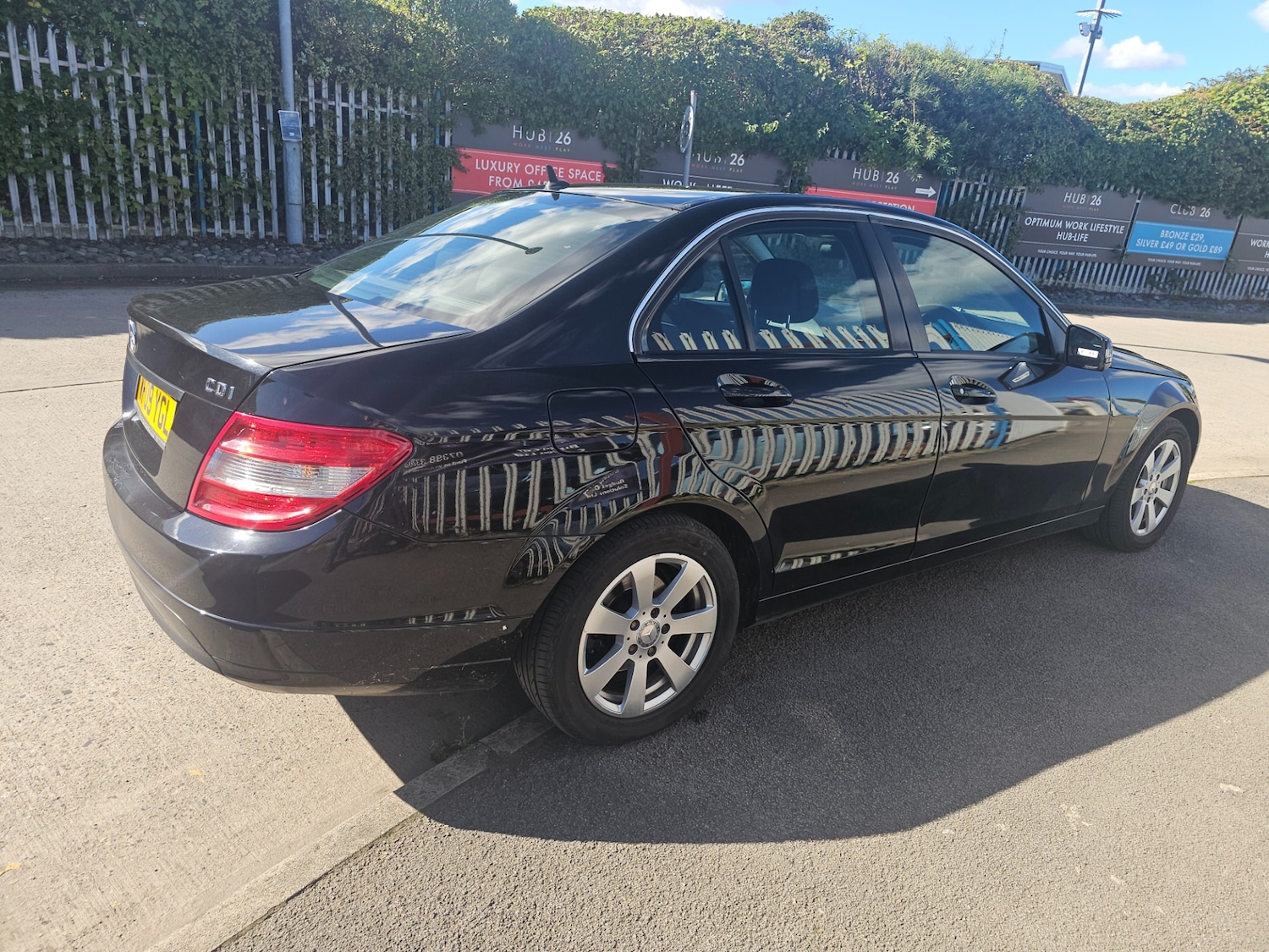 Used Mercedes-Benz C-Class 2009 for sale - 76025127: Photo 4