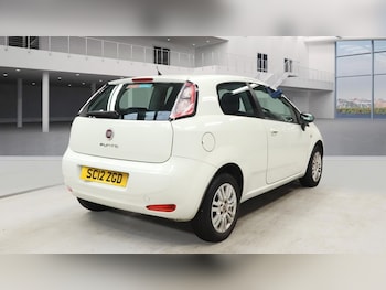 Used Fiat Punto 2012 for sale - 75899676: Photo
