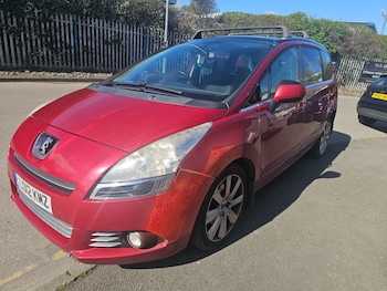 Used Peugeot 5008 2012 for sale - 78121490: Photo