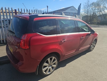 Used Peugeot 5008 2012 for sale - 78121490: Photo