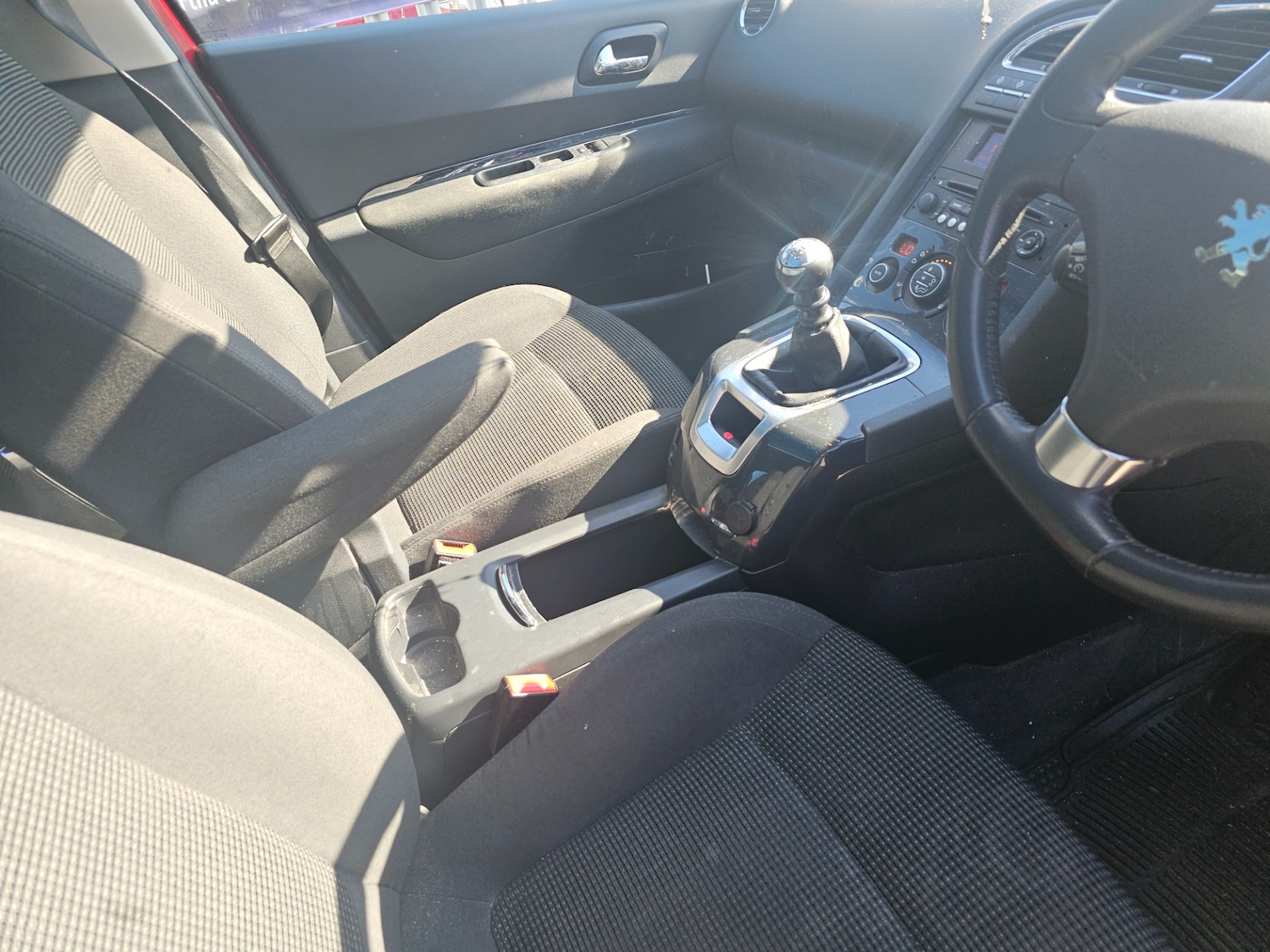 Used Peugeot 5008 2012 for sale - 78121490: Photo 9