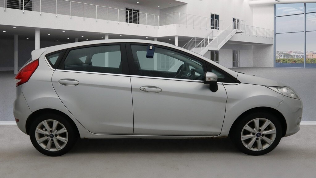 Used Ford Fiesta 2010 for sale - 77500982: Photo 8