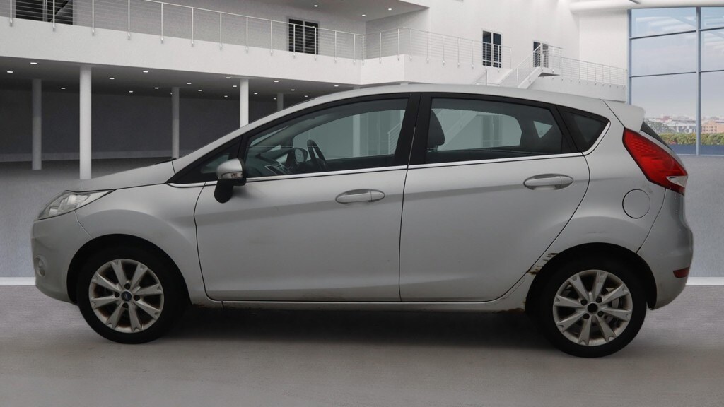 Used Ford Fiesta 2010 for sale - 77500982: Photo 9