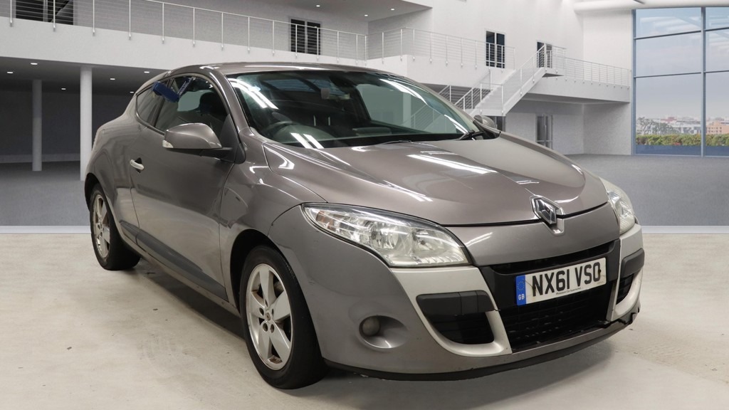 Used Renault Megane 2011 for sale - 76935462: Photo 1