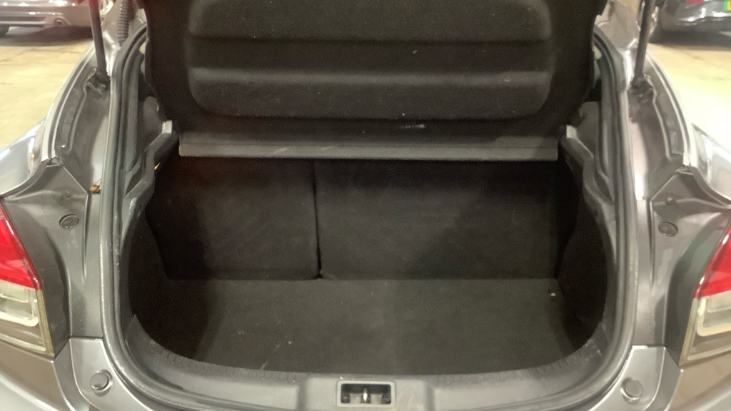 Used Renault Megane 2011 for sale - 76935462: Photo 9