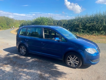 Used Volkswagen Touran 2008 for sale - 79572608: Photo