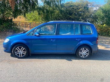 Used Volkswagen Touran 2008 for sale - 79572608: Photo