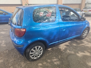 Used Toyota Yaris 2003 for sale - 78408850: Photo