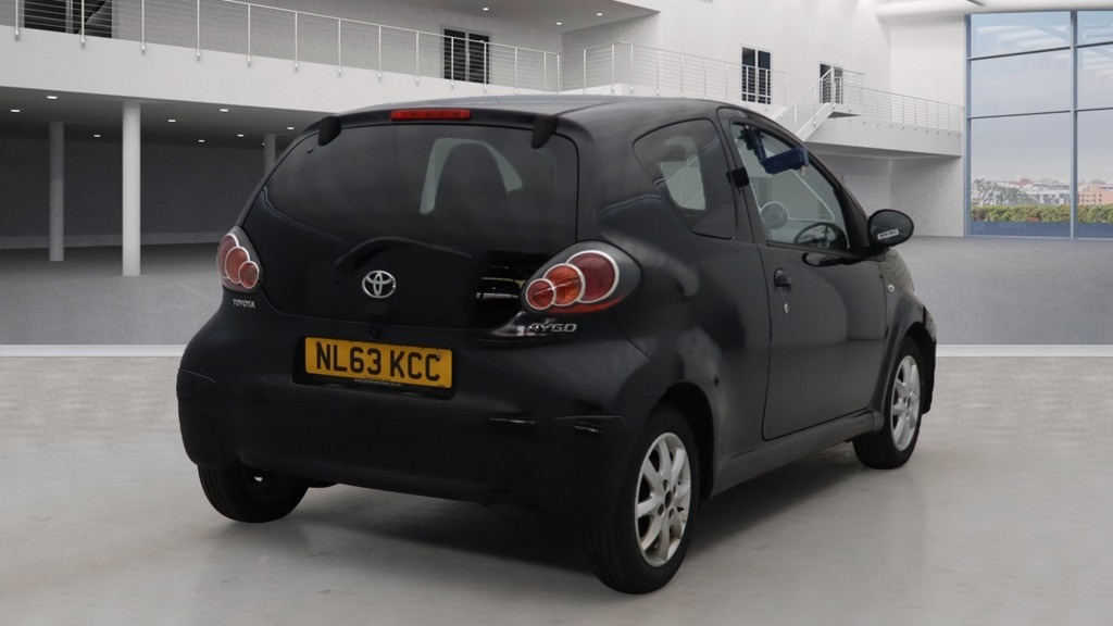 Used Toyota AYGO 2013 for sale - 76407754: Photo 4