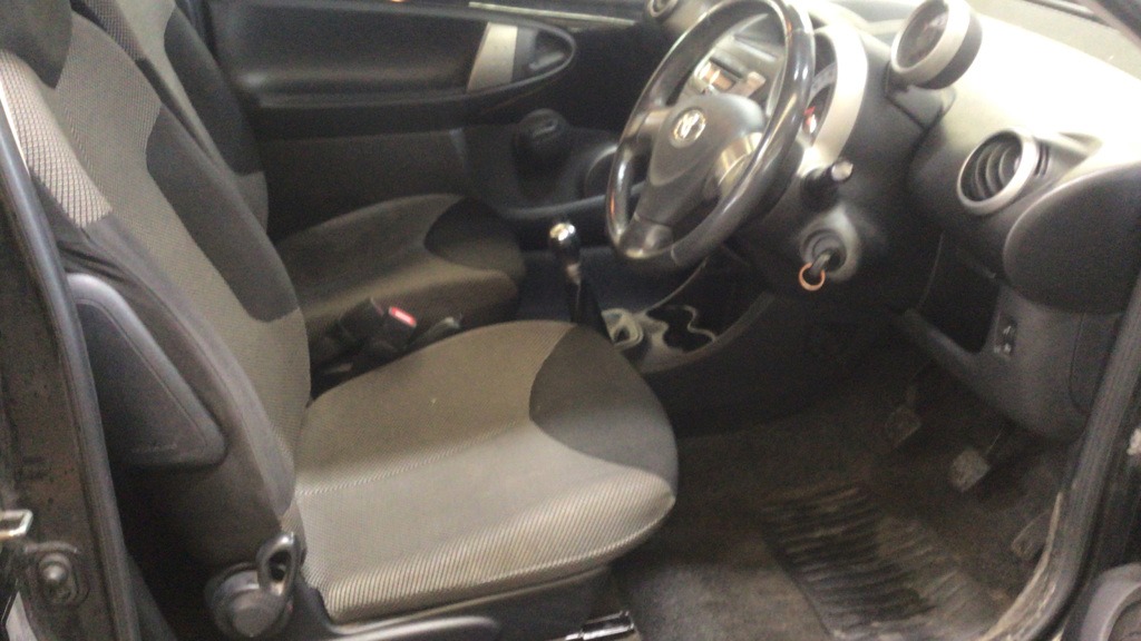 Used Toyota AYGO 2013 for sale - 76407754: Photo 7